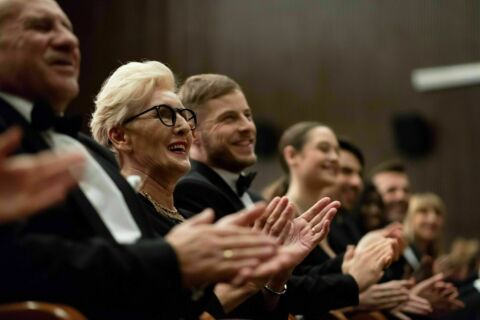 Acquaint luxury aged care